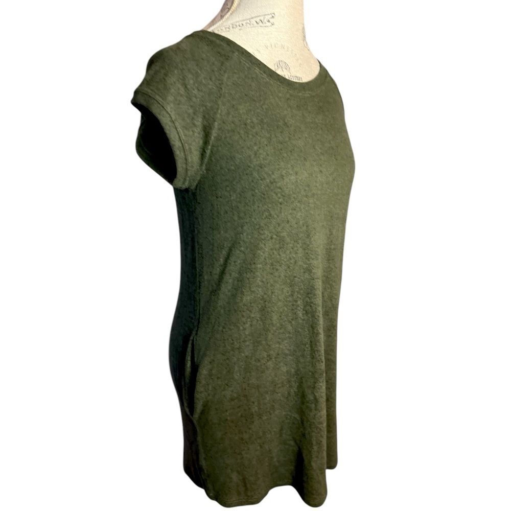 NWT Lulu’s shift mini dress with pockets, tshirt style, soft - Picture 2 of 7